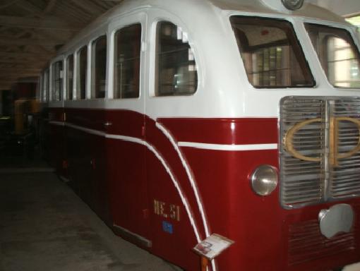 Ferrovía en Macinhata da Vouga (Aveiro).JPG