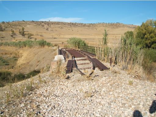 Puente de Gor nuevo lado Guadix.JPG